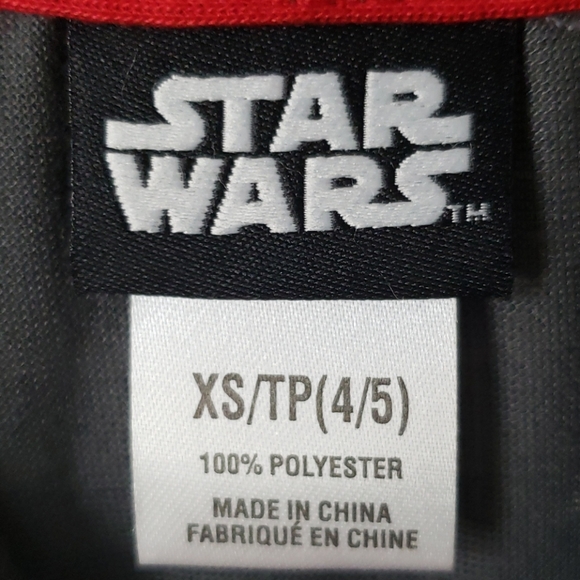 NWOT Boy's pajamas set size 4/5 - Picture 2 of 2